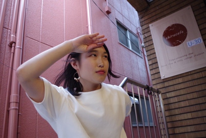 【潜入】東大目の前にWiFi電源使い放題飲み物無料の学生専用カフェが！？【絶対ウラがあるはず】のサムネイル