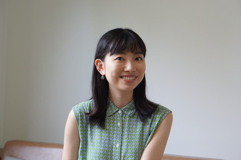 鈴木ゆりあさん